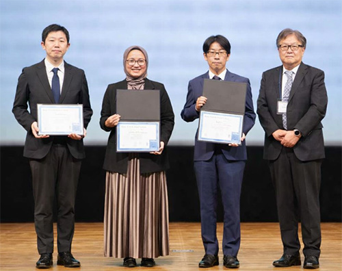 左から森先生、Khairinisa(カイリニサ)先生、小瀬先生、葛谷編集委員長